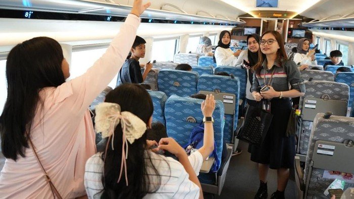 Tiket Kereta Cepat Diskon 50%, Ini Syaratnya